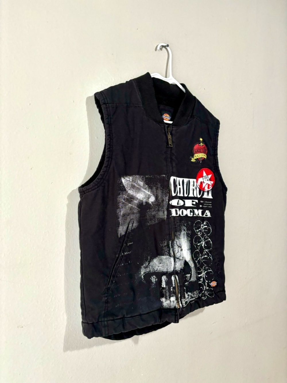 Dickies + Alice Cooper's 2023 Church of Dogma Custom Logo Black Wash Vest M - Picture 2 of 8